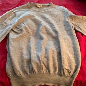 Burberry grey sweater in great condition